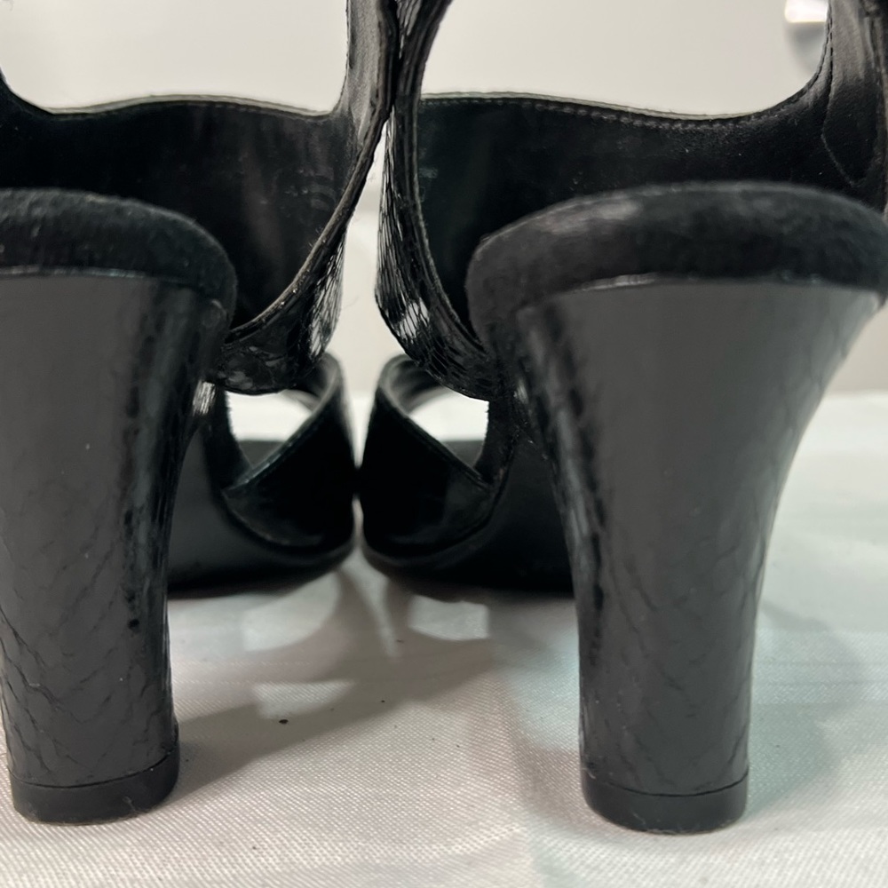 Aerosoles black vegan leather Ginerator snake embossed sandals size 6 - Picture 7 of 12